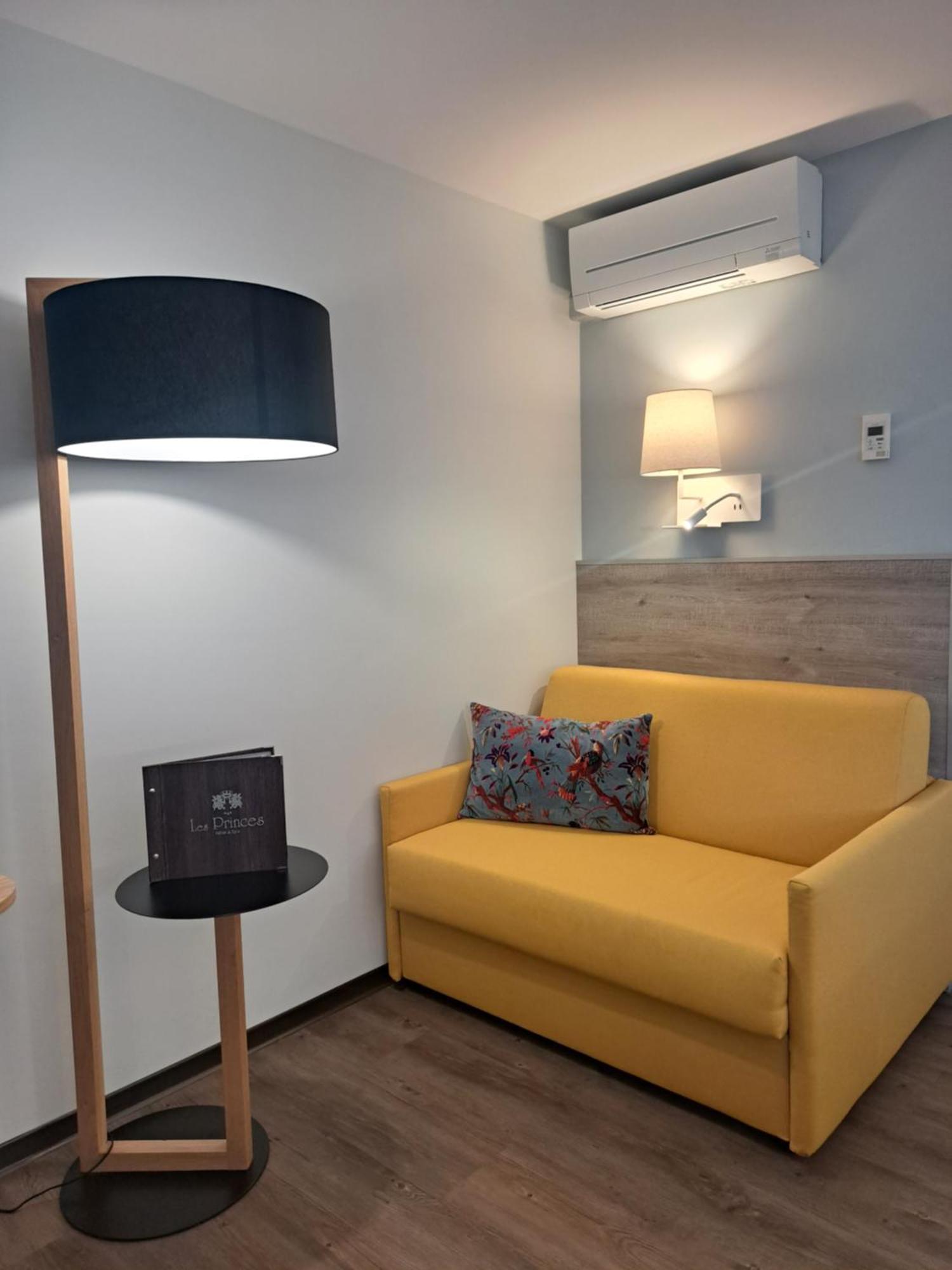 Hotel Des Princes, Chambery Centre Ngoại thất bức ảnh